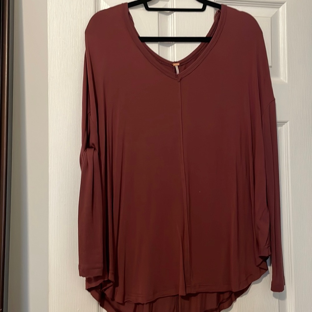 Free People flowy maroon top XS